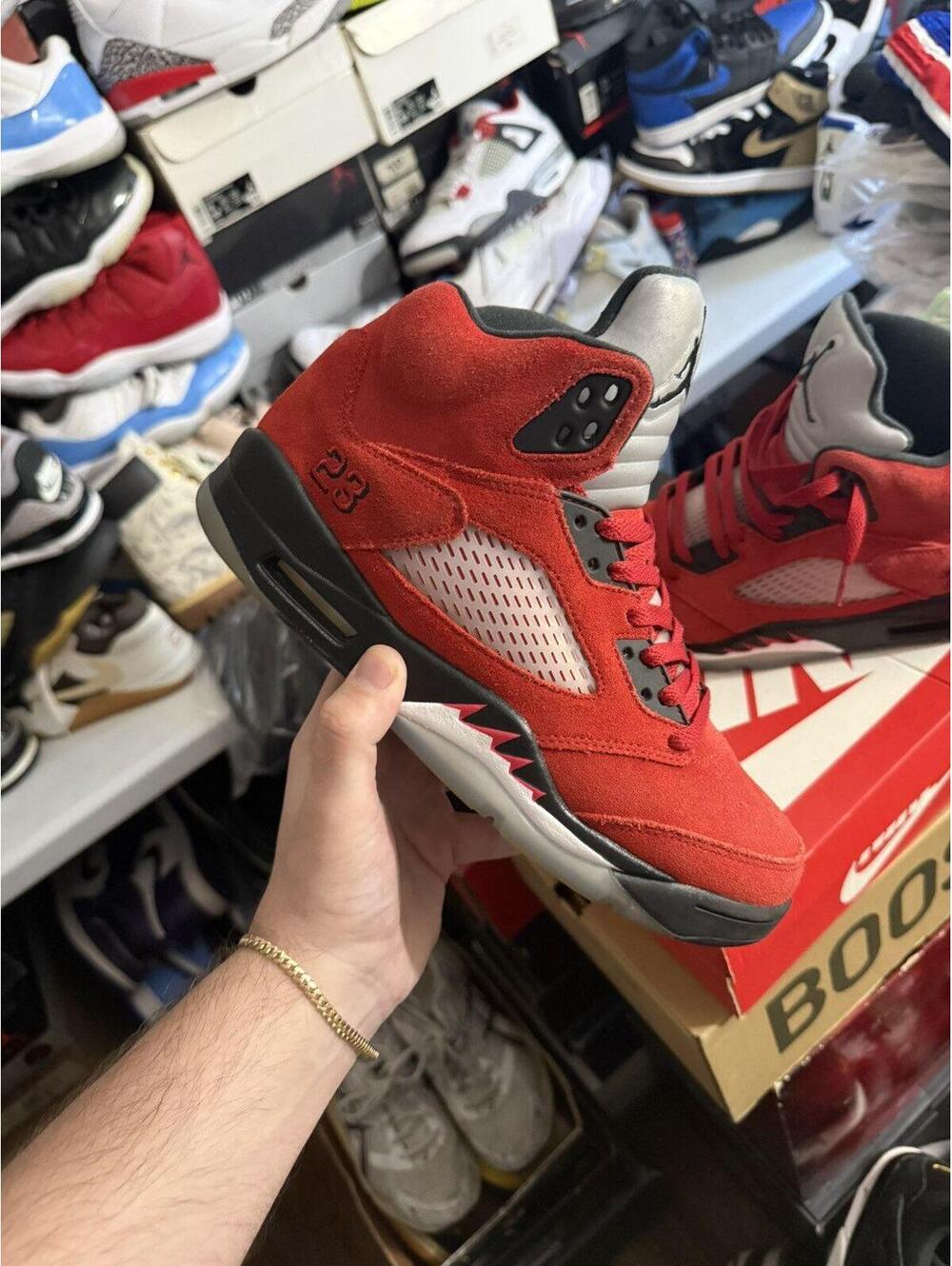 Jordan retro 5 raging bull sz 9